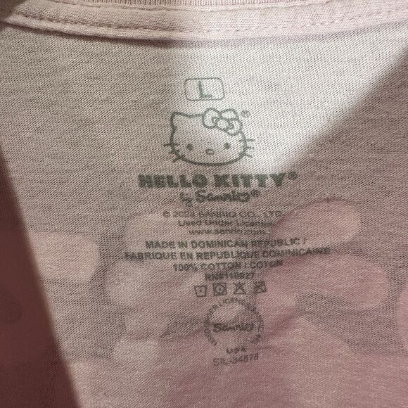 Hello Kitty Sanrio Large Pink Strawberry Milk Valentines Kawaii Japanese T-shirt - Picture 5 of 6